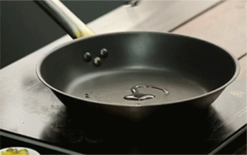 【藤椒鸡】热锅起油