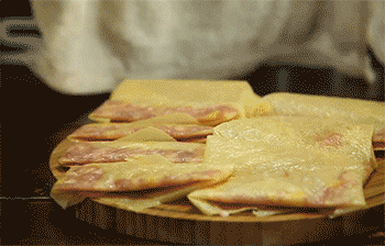 【香煎腐皮卷】捂软虎皮