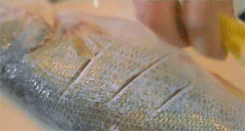 【蒸鲈鱼】下锅蒸