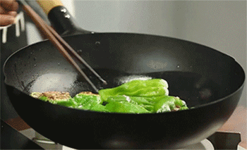 【虎皮椒酿肉】煎青椒