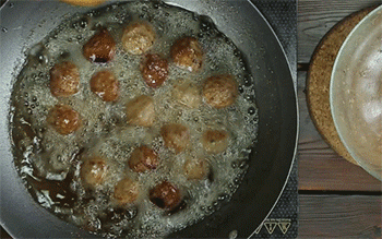 【糖醋小肉丸】炸肉丸