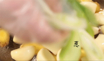 【香焖牛肉】食材入锅