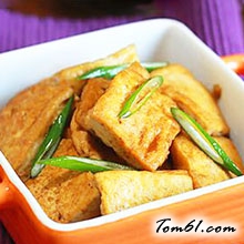 大葱烧豆腐的做法