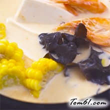 鲜虾豆浆锅的做法