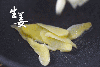 【泡椒酸菜老鸭】爆香佐料