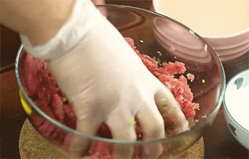【时蔬牛肉球】搅拌