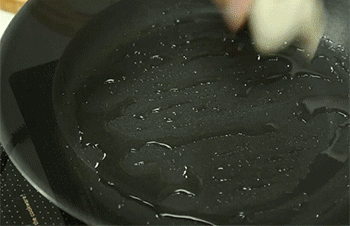 【肉汁豆腐煎饺】煎饺子