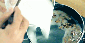 【牛肉肠粉】勾芡