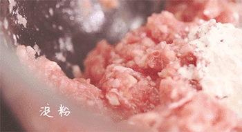 【马蹄牛肉丸】放淀粉