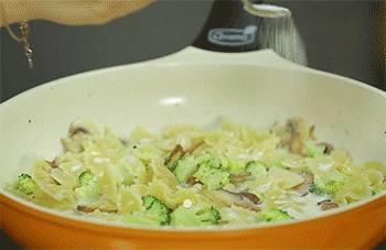 【蘑菇奶油焗面】调味