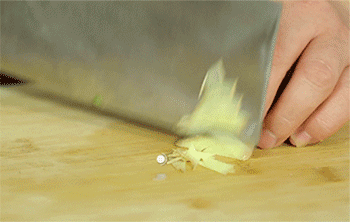 【糖醋藕丁】姜切片