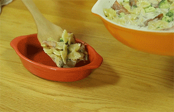 【蘑菇奶油焗面】装盘