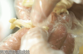 【凉拌手撕鸡丝】手撕鸡丝