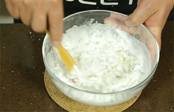 【腊味萝卜糕】搅拌