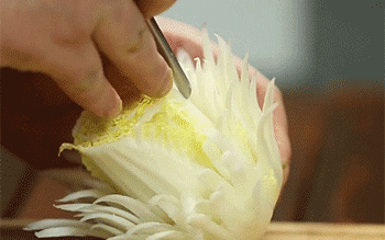 【双鲜金钱肉丸汤】娃娃菜雕花