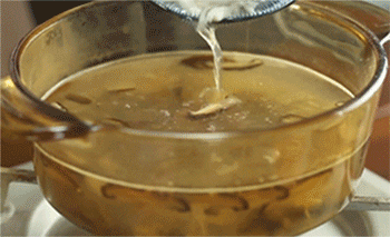 【干贝海参羹】加入豆腐