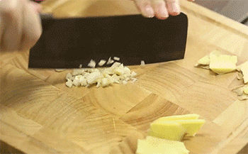 【鸿运大虾】大蒜切末