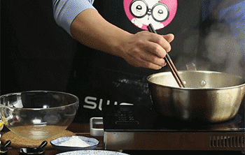 【泰汁蒸鸭舌】捞出鸭舌