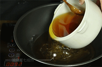 【浇汁小黄鱼】热锅起油