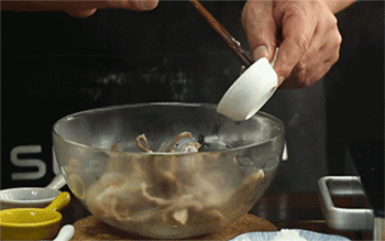 【泰汁蒸鸭舌】调味