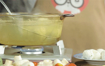 【茄汁鸡肉丸】捞出