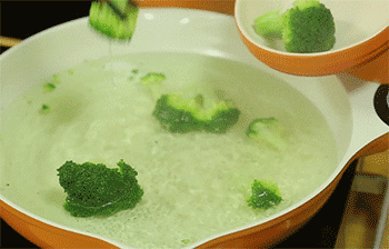 【蘑菇奶油焗面】捞出