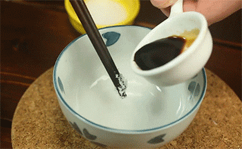 【宫爆虾球】调味