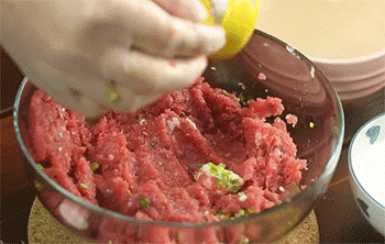 【时蔬牛肉球】调味