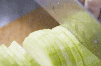 【大酱汤】切素菜