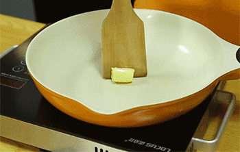 【蘑菇奶油焗面】热锅起油