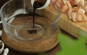 【蜜汁鸡锤】调味