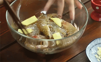 【鸿运大虾】搅拌腌制