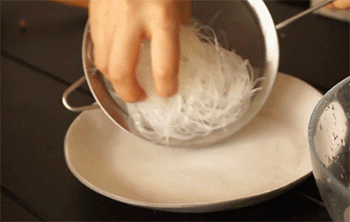 【蒜蓉粉丝蒸大虾】摆盘