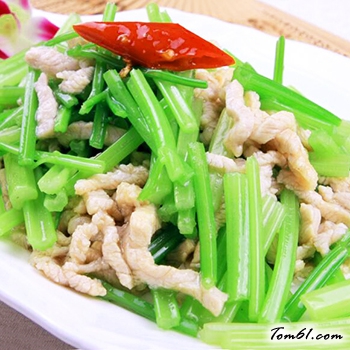 芹菜肉丝的做法