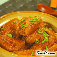 南瓜烧鸡翅的做法