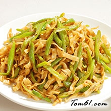 豆角焖面条的做法