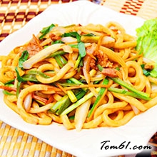 火腿炒面的做法