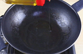 【梅子烧肉】热锅起油