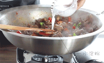 【姜爆鸭子】勾芡