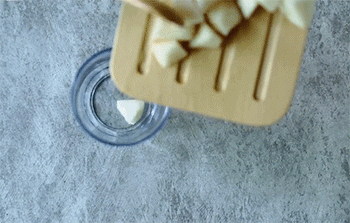 【秘制梨汁鸡翅】打碎