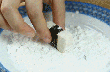 【日式照烧煎豆腐】沾淀粉