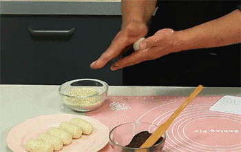 【香麻炸软枣】裹芝麻