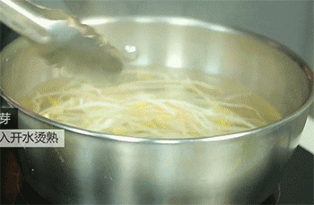 【素什锦】捞出豆芽