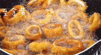 【酥炸鱿鱼圈】炸