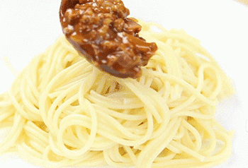 【意大利肉酱面】加入肉酱