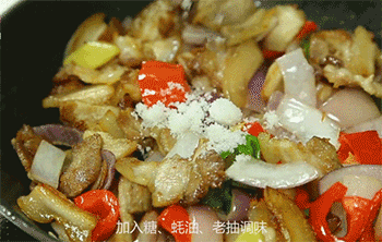 【经典小炒肉】调味