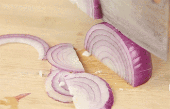 【意大利肉酱面】切洋葱片
