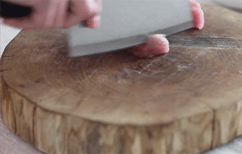 【西兰花炒肉】切猪肉片