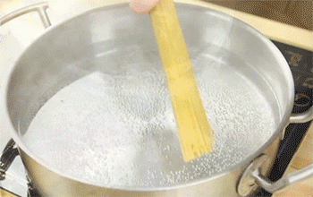 【意大利肉酱面】煮意大利面