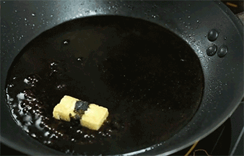 【日式照烧煎豆腐】煮豆腐